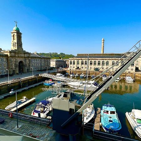 Royal William Yard Apartments - Large And Luxurious With Free Parking プリマス エクステリア 写真