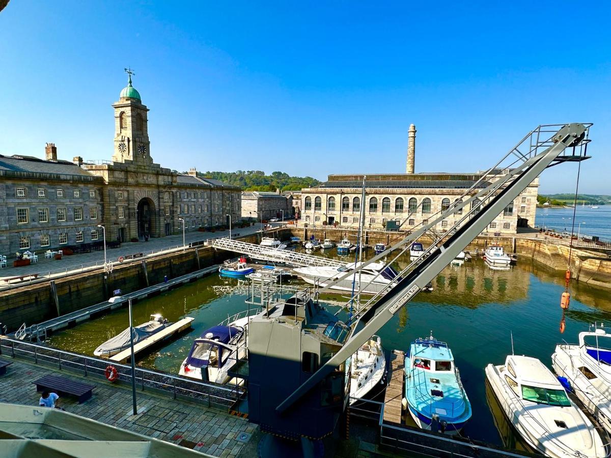 Royal William Yard Apartments - Large And Luxurious With Free Parking プリマス エクステリア 写真