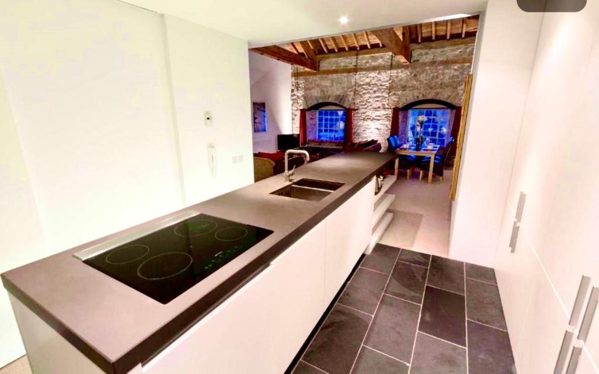 Royal William Yard Apartments - Large And Luxurious With Free Parking プリマス エクステリア 写真