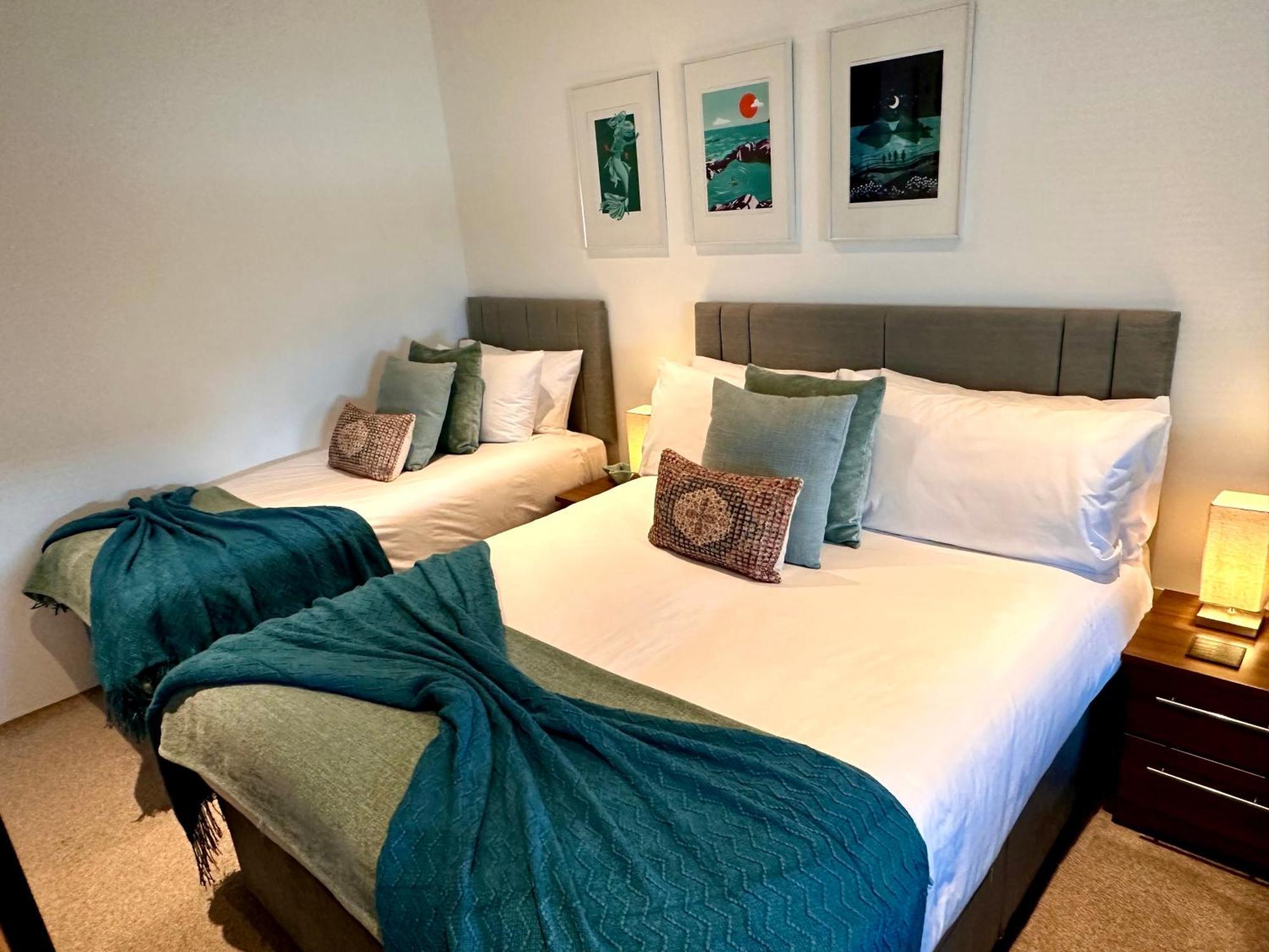 Royal William Yard Apartments - Large And Luxurious With Free Parking プリマス エクステリア 写真